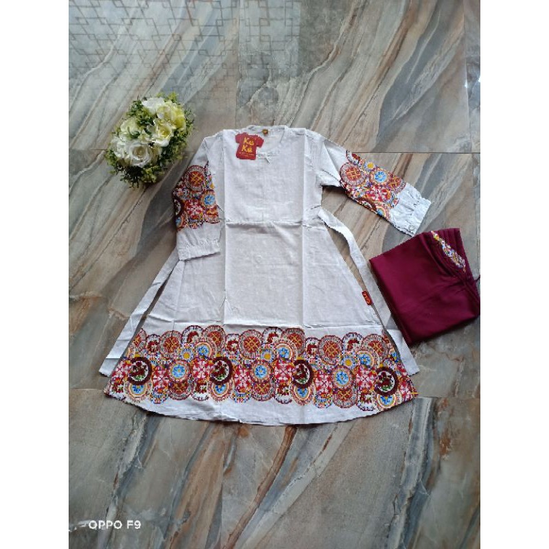 Gamis Anak KEKE size 4 GM SR 20 01 marun putih