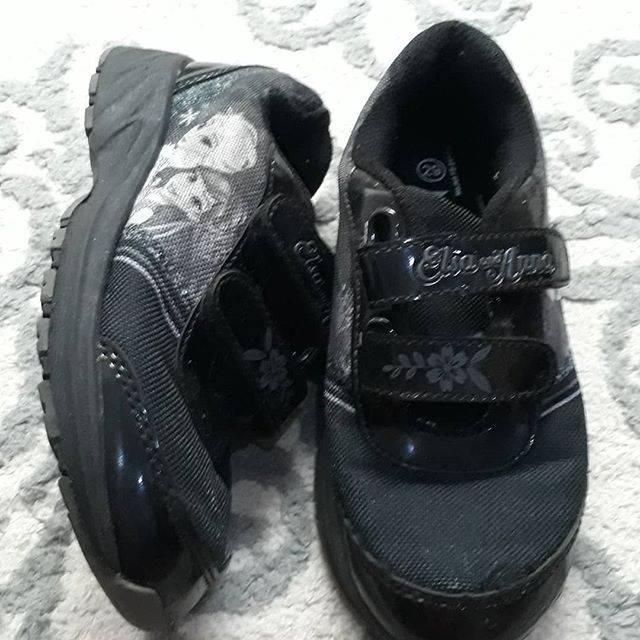 Preloved Disney Princess Sepatu Anak