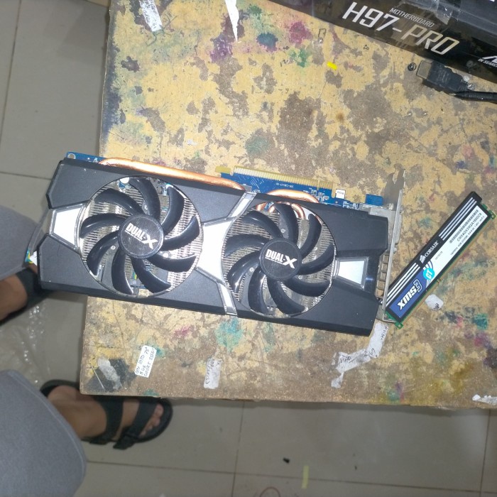 vga dual x r9 280x 3gb rusak