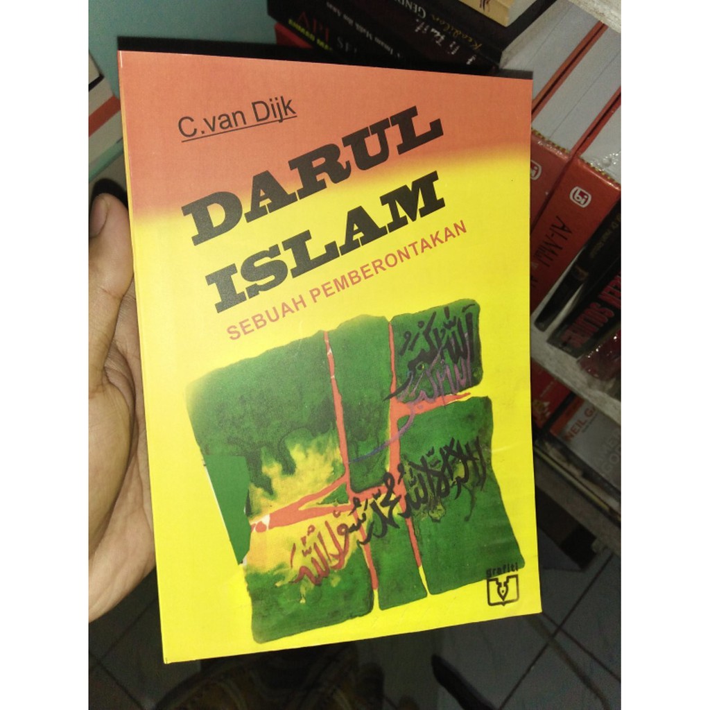 DARUL ISLAM Sebuah Pemberontakan C. Van Dijk