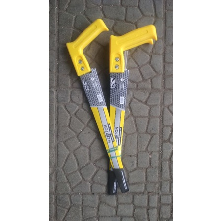 Gergaji ukir kerajinan kayu