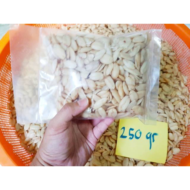 

Kenari Kupas UTUH Almond Jawa Java Almond kemasan 250 gram