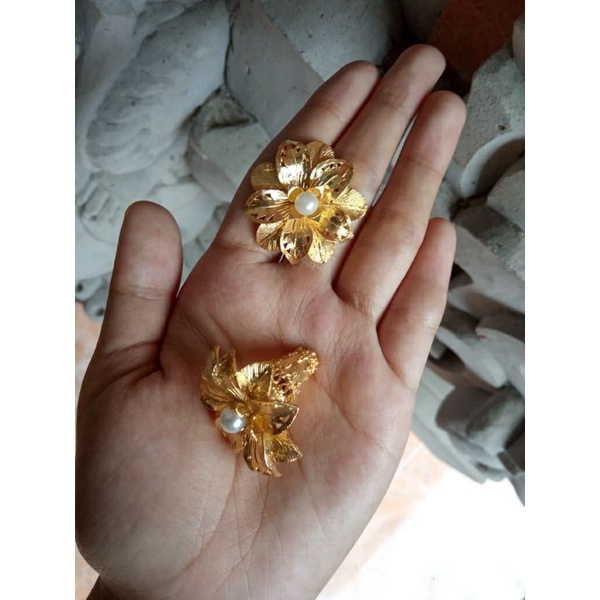 Subeng alpaka + cerorot lapis emas motif mawar dengan mutiara