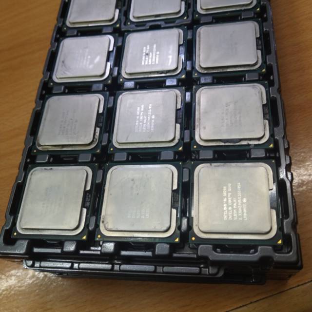 Prosesor Intel LGA 775 core 2 duo e8400 3.00 ghz