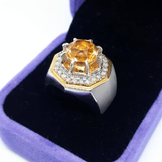 Batu Permata Kecubung Kuning / Natural Citrine / Pria