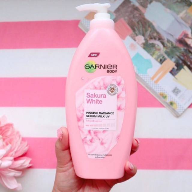 Jual GARNIER HAND BODY LOTION SAKURA WHITE Shopee Indonesia