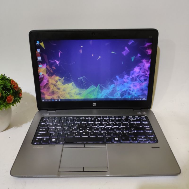 laptop slim/tipis ultrabook premium hp elitebook 840 - core i7 - ram 16gb -  dual vga AMD