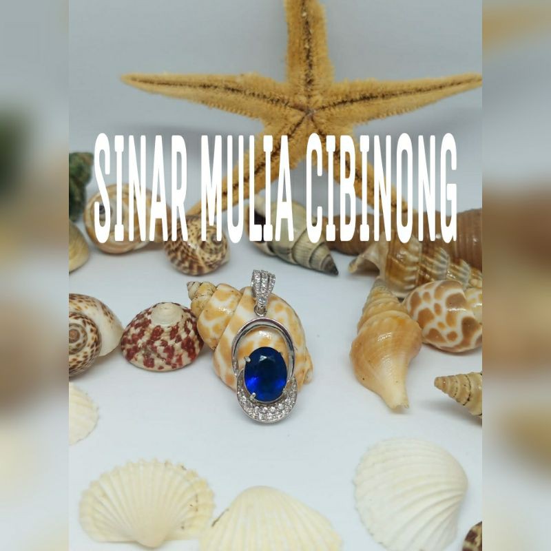 LIONTIN MATA BIRU MAS PUTIH