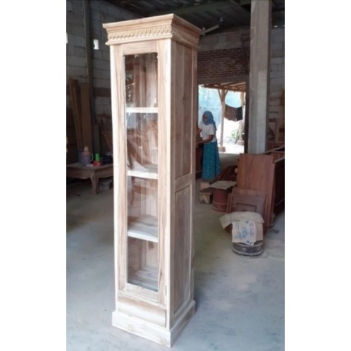 Lemari Hias Pajangan Jati Mentahan - Rak Kaca Hias Ruangan Pintu 1 Kayu Jati Jepara