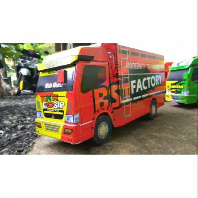 miniatur truk mainan anak truck canter anti gosip