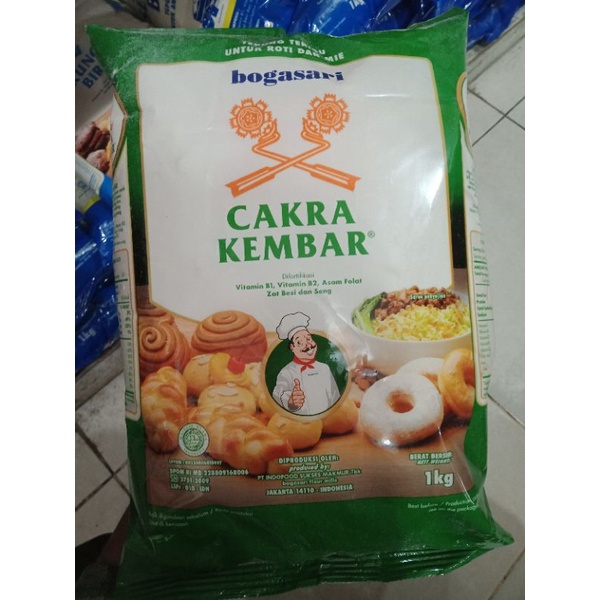 

Tepung Terigu Bogasari Cakra Kembar 1kg