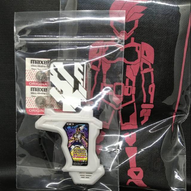 DX Gashat Dangerous Zombie set Kamen rider Ex Aid