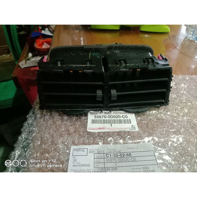 kisi kisi ac tengah Yaris 2006-2013 original