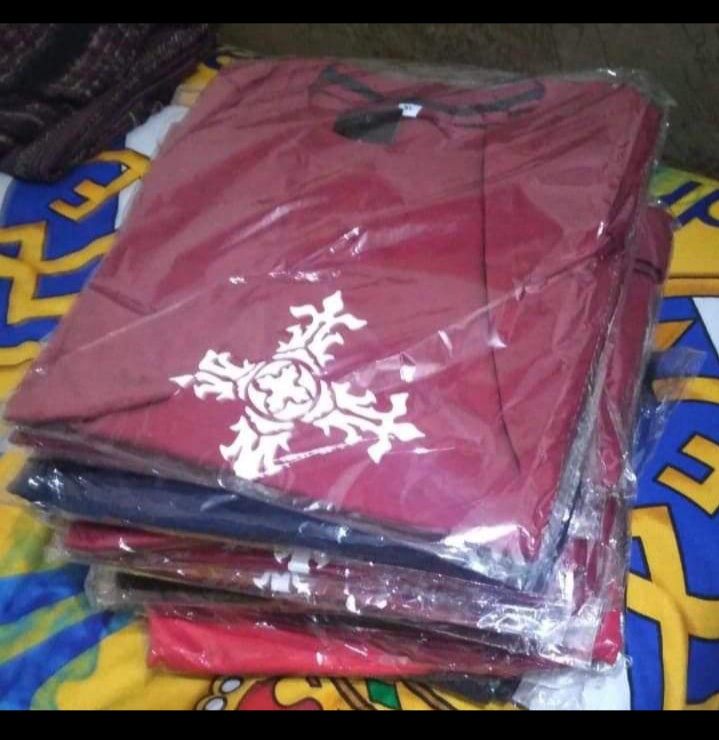 Kaos Distro Pria Rohani Salib Batik  Unisex Realpict 6 Warna S M L Xl