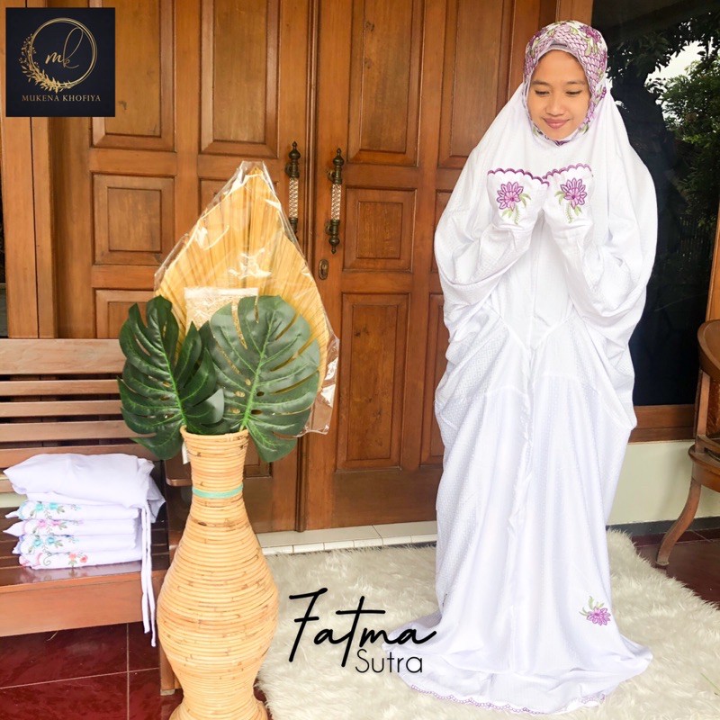 Mukena Terusan Bordir Bahan Sutra