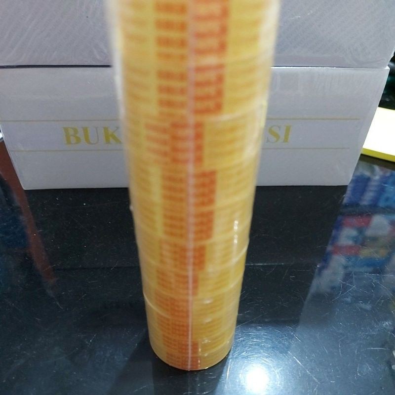 

celotape kecil 1/2×10 merk goldtape isi 12 roll kecil. harga 6000/slop