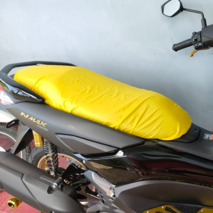 Cover Sarung Jok Motor Nmax Aerox Pcx Adv Vespa Scoopy Beat Vario Mio Freego Genio Waterproof