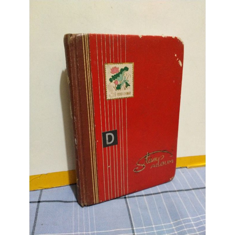 

STAMP ALBUM