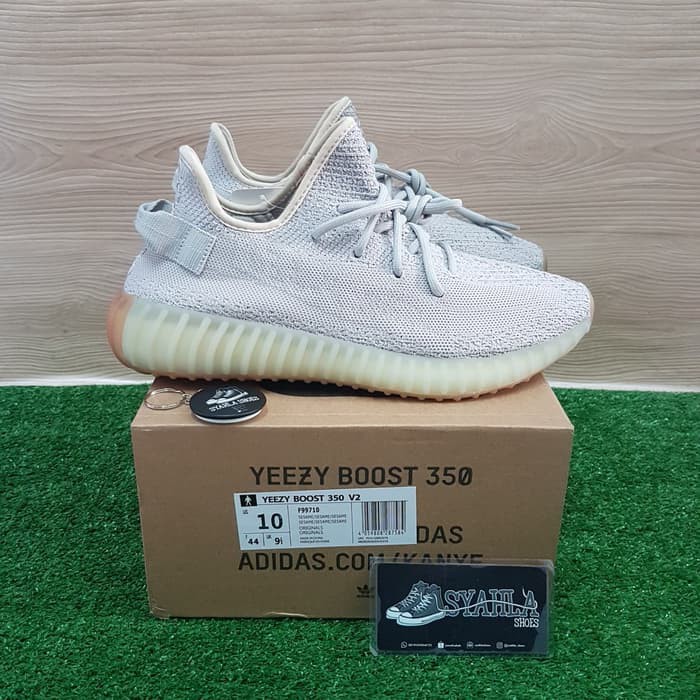 SEPATU ADIDAS YEEZY 350 V2 SESAME 100% UA VERSION BNIB FREE KAOS KAKI - -