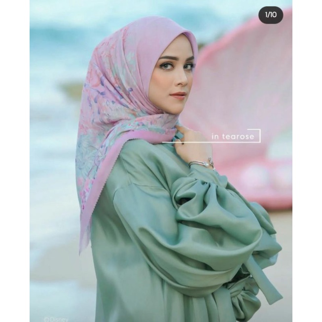 buttonscarves x disney tea rose