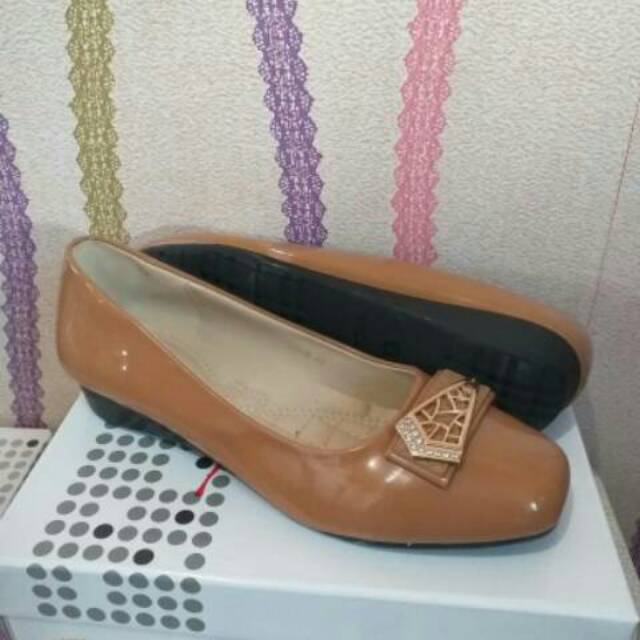 FLAT SOFIYA IMPORT 40