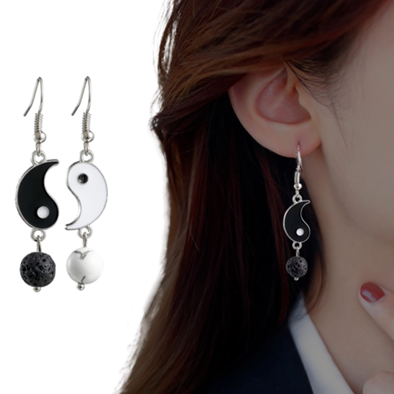 1 Pasang Anting Rumbai Asimetris Gaya Retro Untuk Wanita