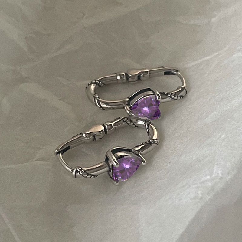 Anting Hoop Kristal Zircon Bentuk Hati Warna Silver Gaya Vintage Untuk Wanita
