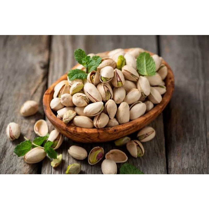 Kacang pistachios 1kg / kacang arab/oleh oleh haji