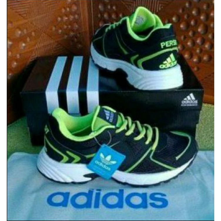 Adidas persit/sepatu olahraga pso / sepatu persit