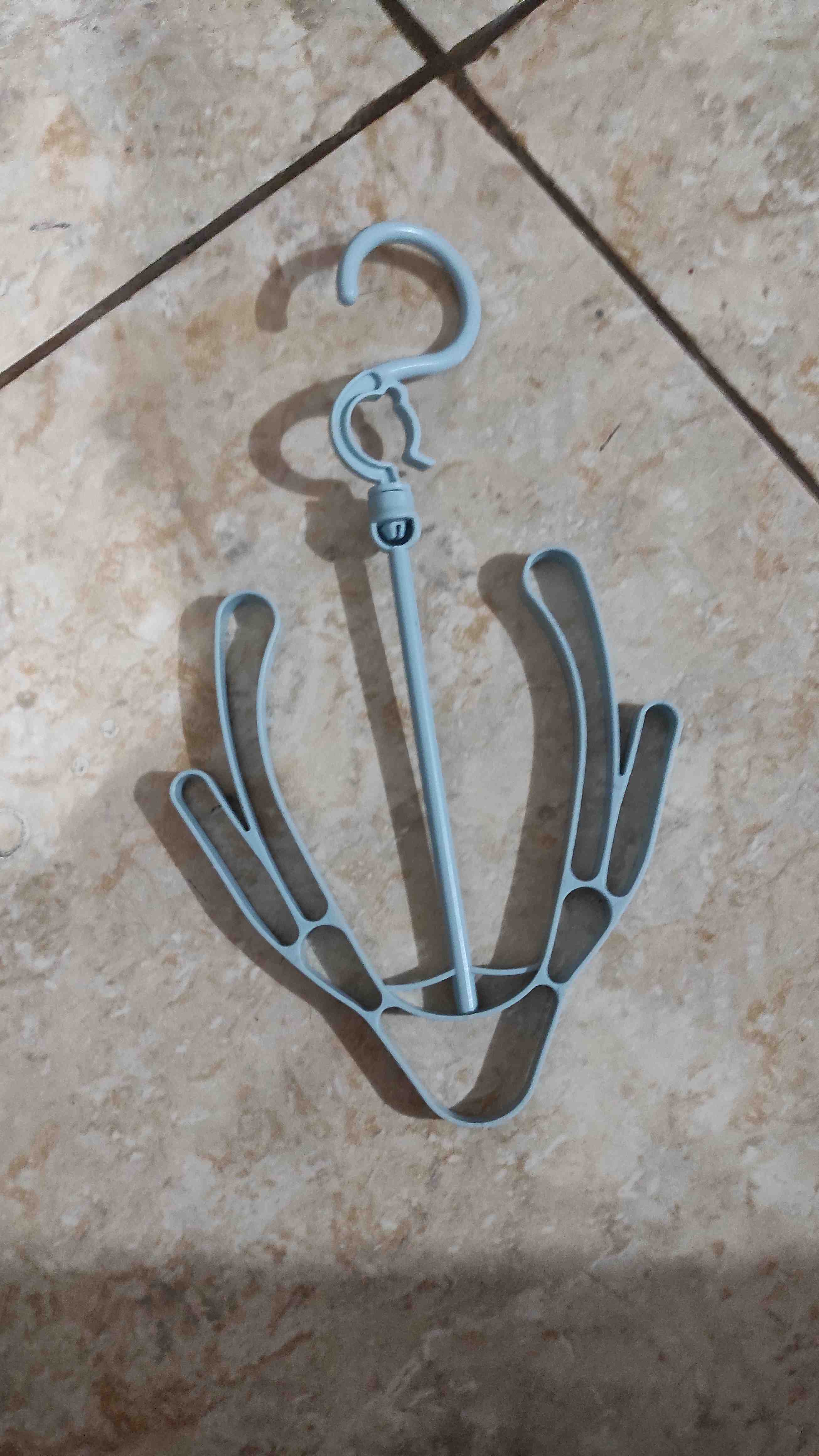 Gantungan Jemuran Sepatu Dan Kaos Kaki Serbaguna