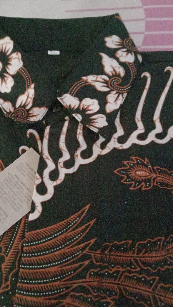 Gurdo Pari Kemeja Batik Pria Reguler Fit Lengan Panjang Modern Ori Dasar Hitam
