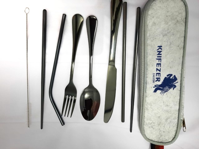 Set Alat Makan/sendok Garpu Pisau Sumpit Sedotan - Ea02300