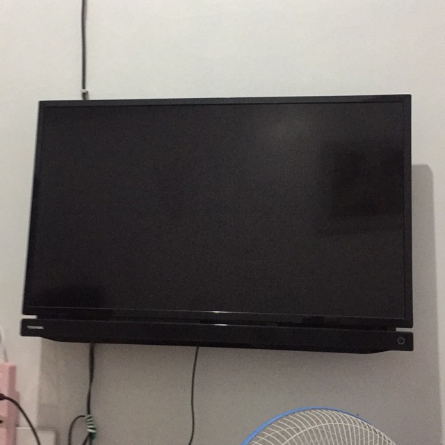 Tv lcd toshiba 32”