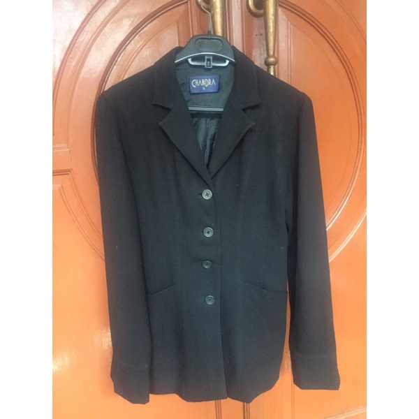 Preloved blazer hitam cewek CHANDRA