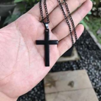 Kalung Salib Pria Wanita / Kalung Jesus Hitam Anti Karat / Kalung Kristen / Kalung Katolik Rosari