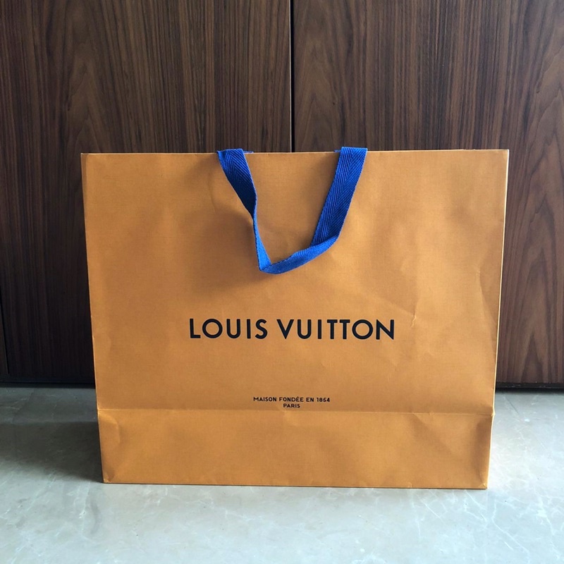 

(100% Asli) Paper Bag Branded / Louis Vuitton Paper Bag / Kantong Tas Kertas Louis Vuitton