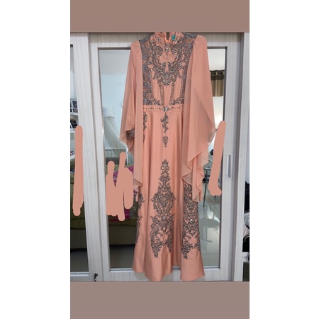 PRELOVED DRESS PESTA ELIZABETH WINSBY