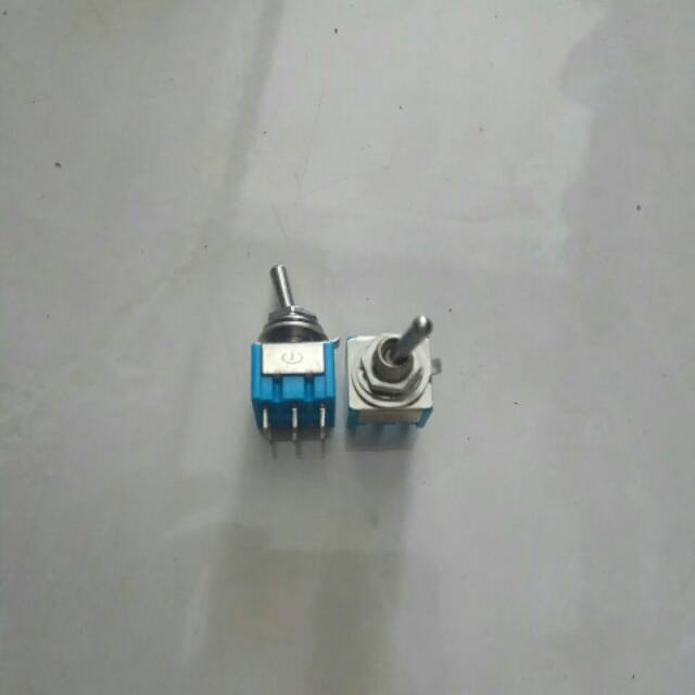 Togel mini stereo. Skakel