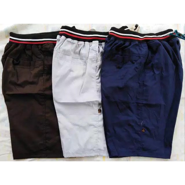 CELANA PENDEK DISTRO POLOS SANTAI CELANA CHINOS