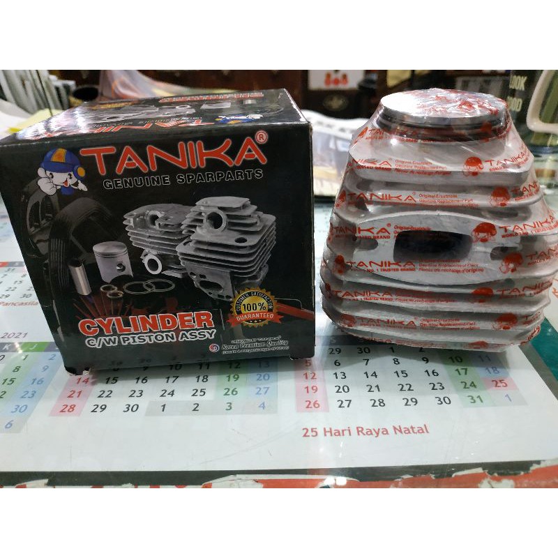 Cylinder Blok Piston Assy Chainsaw Tanika 007 008 009