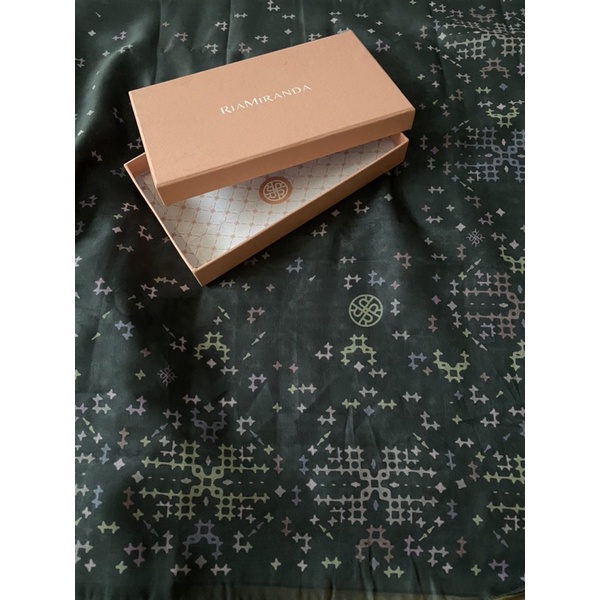 semai scarf riamiranda ria miranda