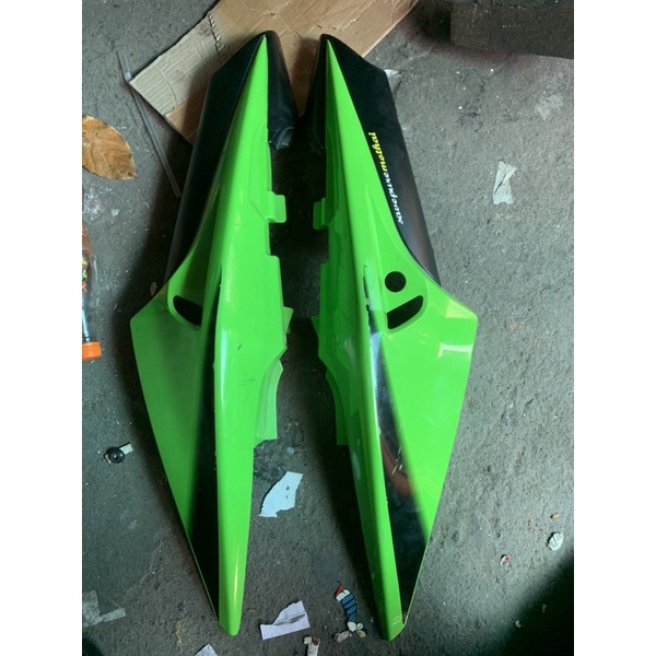 body belakang ninja rr SE original kawasaki tahun 2011-2012