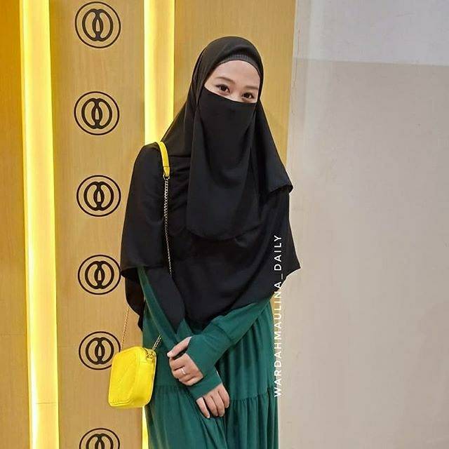 Wardah Maulina Tanpa Cadar Trend Fashion