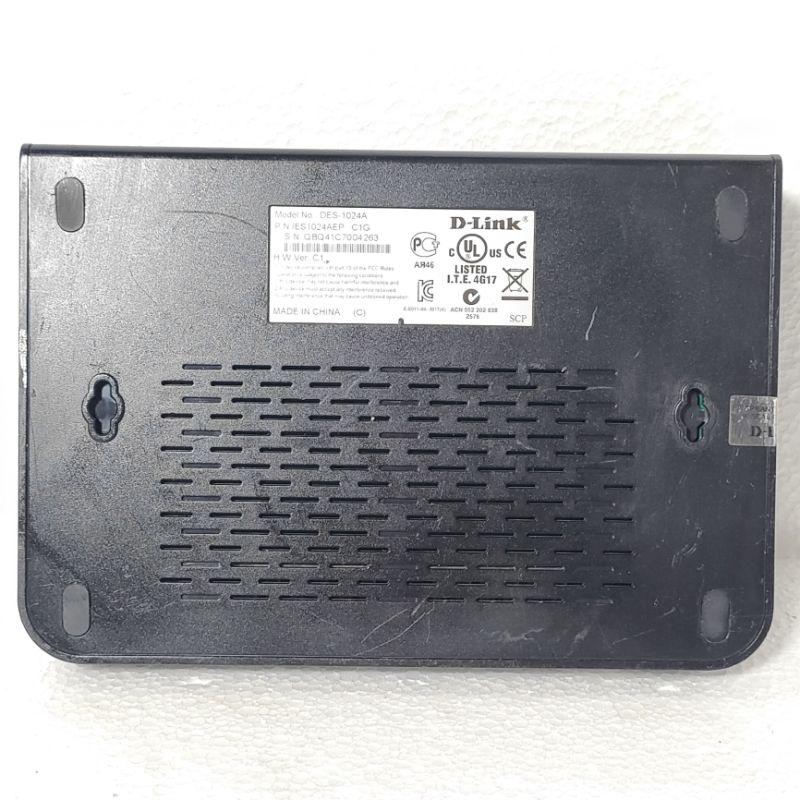 D-link Des-1024A