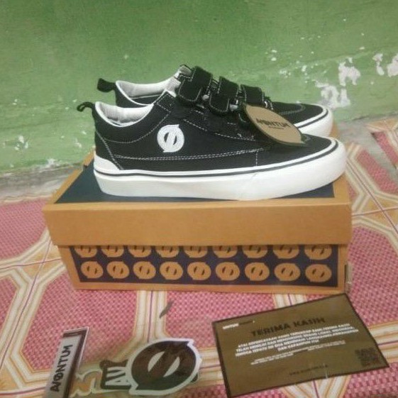 Avontum Velcro RTTRDM Black 41