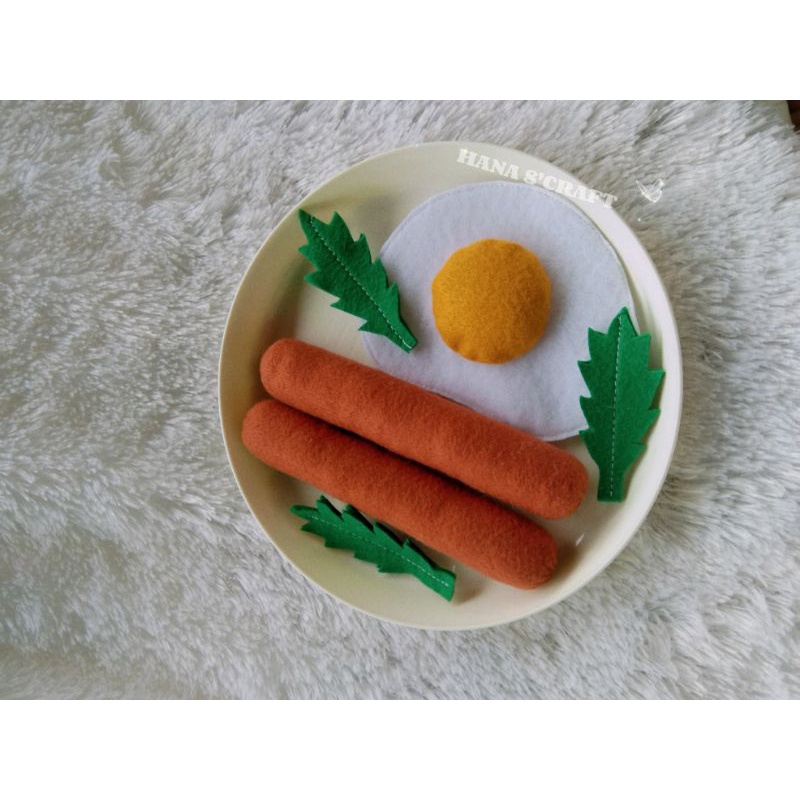 paket mainan telur ceplok dan sosis