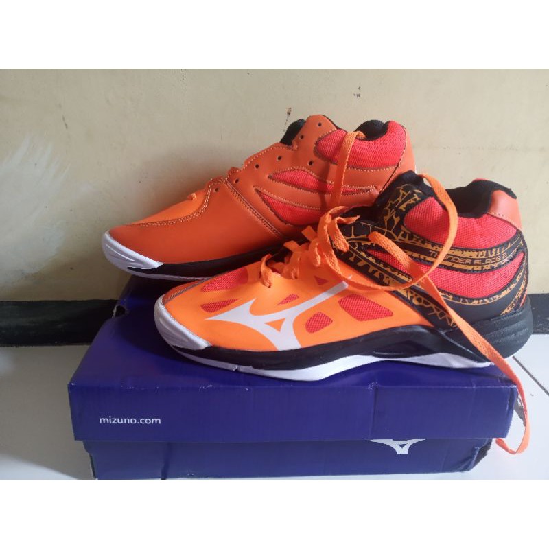 MIZUNO THUNDER BLADE 2