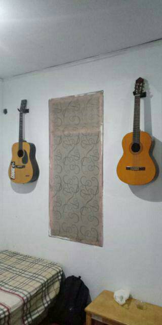 Stand Gitar Gantung, Hanger Gitar, bahan besi, kuat,