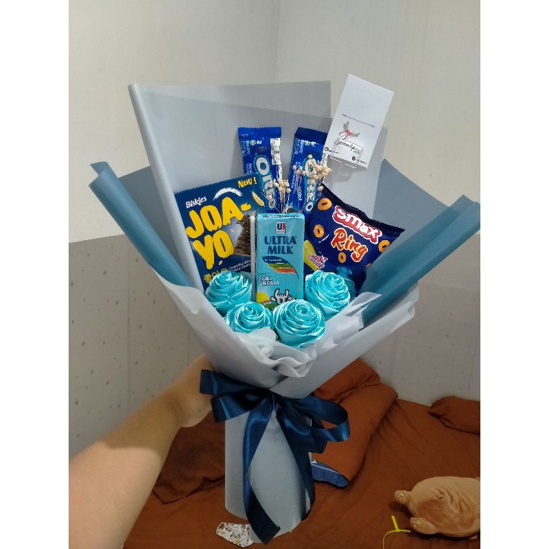 Buket snack / buket jajanan / buket bunga