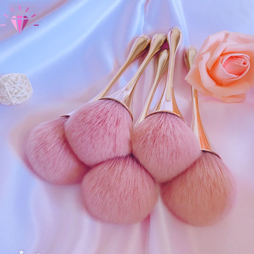 1pc Brush Makeup Dengan Pegangan Bentuk Gelas Wine Warna Rose Gold